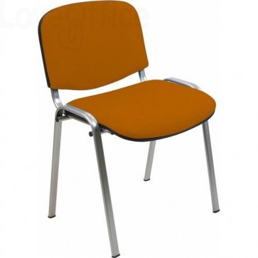 sedia attesa in polipropilene di colore arancio con gambe grigie